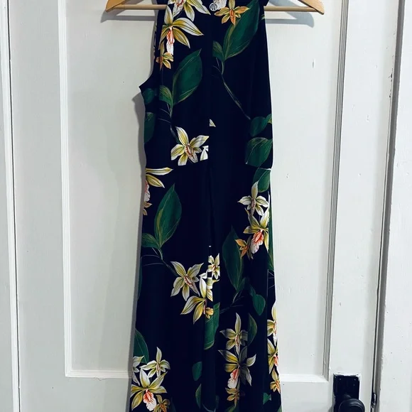 Tommy Hilfiger dress - Picture 4 of 6